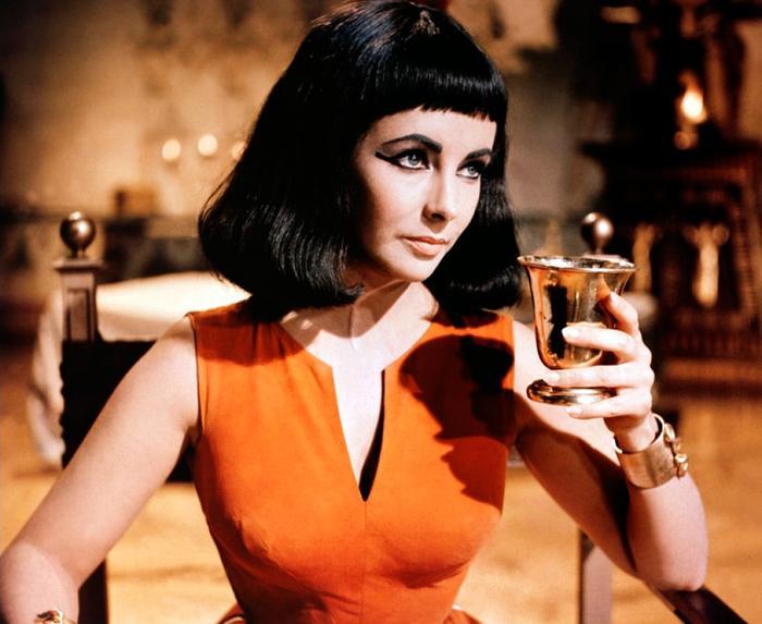 Элизабет Тейлор в роли Клеопатры