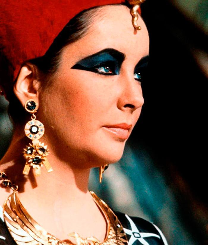 Элизабет Тейлор в роли Клеопатры